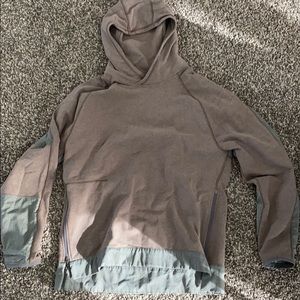 Men’s lululemon sweatshirt